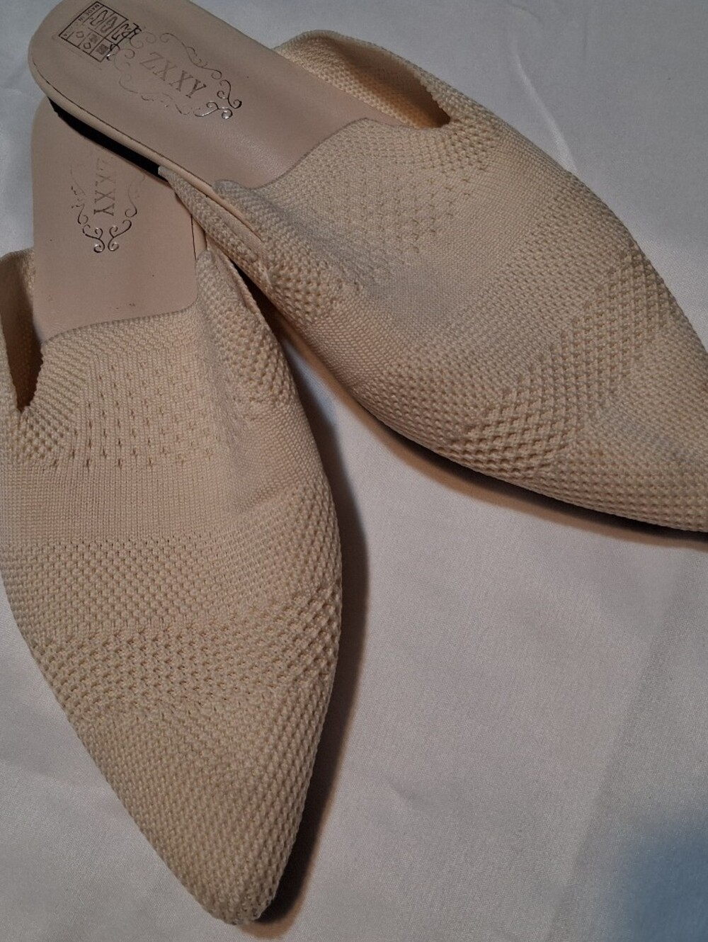 Pointed Toe Knit Flats Mules Beige Cream Slip on Slides EU 39 Casual Chic Work - Picture 7 of 8